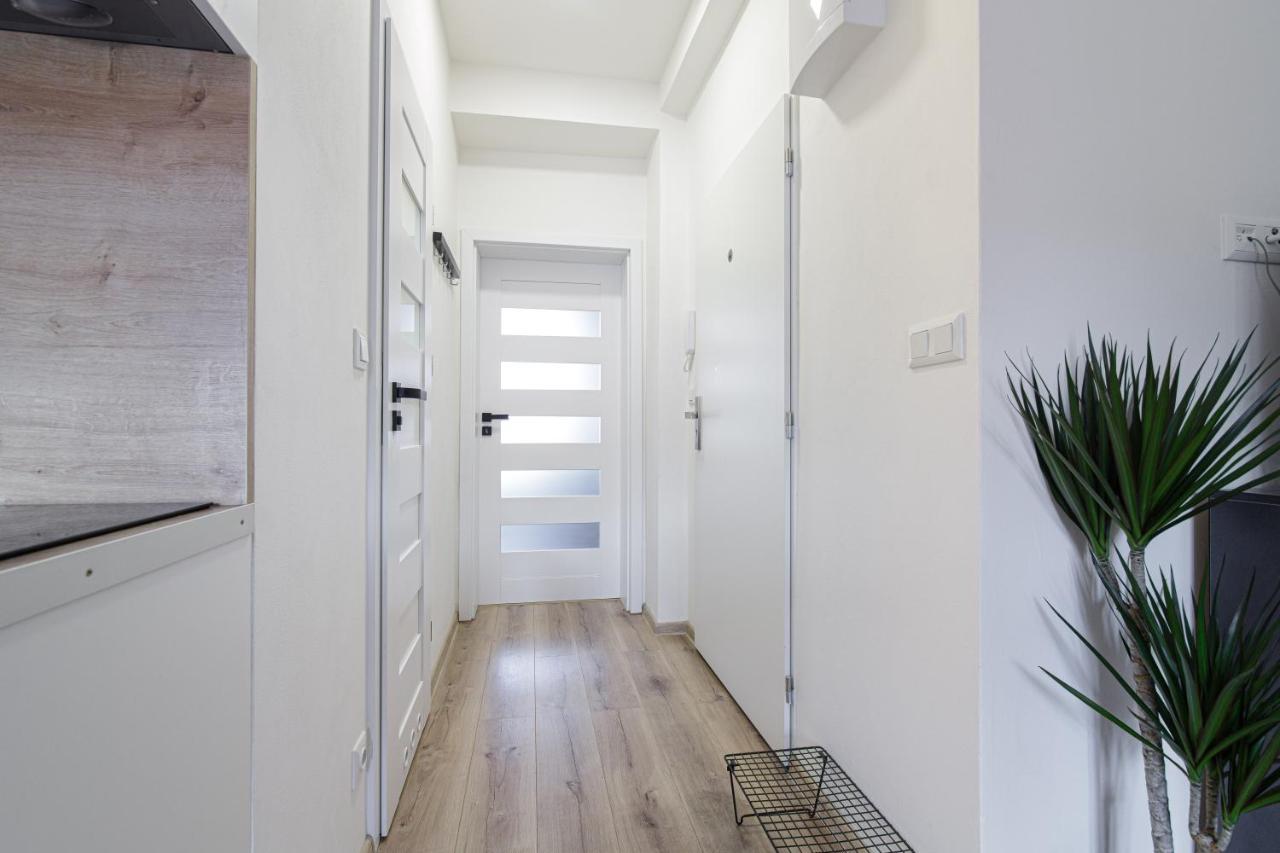 Luxury Apartments Stud - Vb Ostrava Buitenkant foto