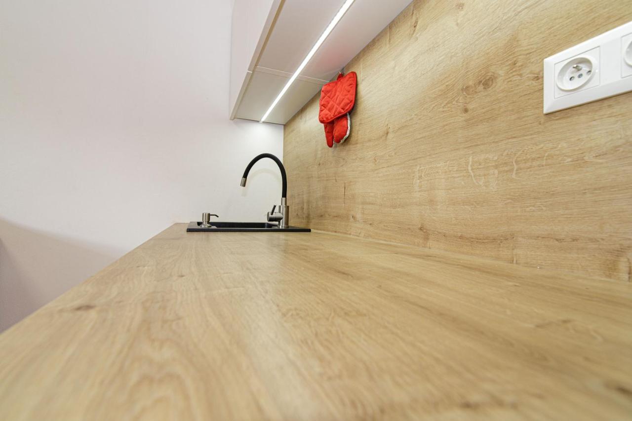 Luxury Apartments Stud - Vb Ostrava Buitenkant foto