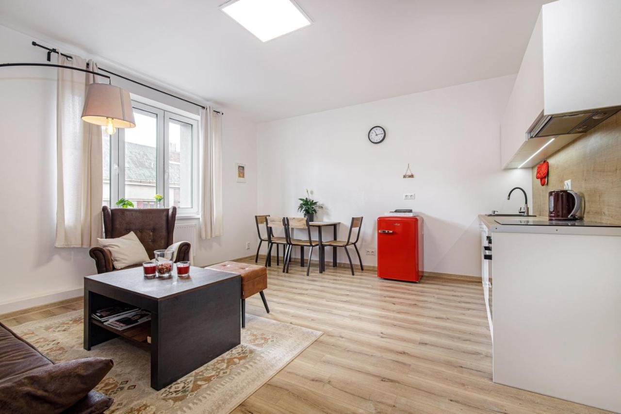 Luxury Apartments Stud - Vb Ostrava Buitenkant foto